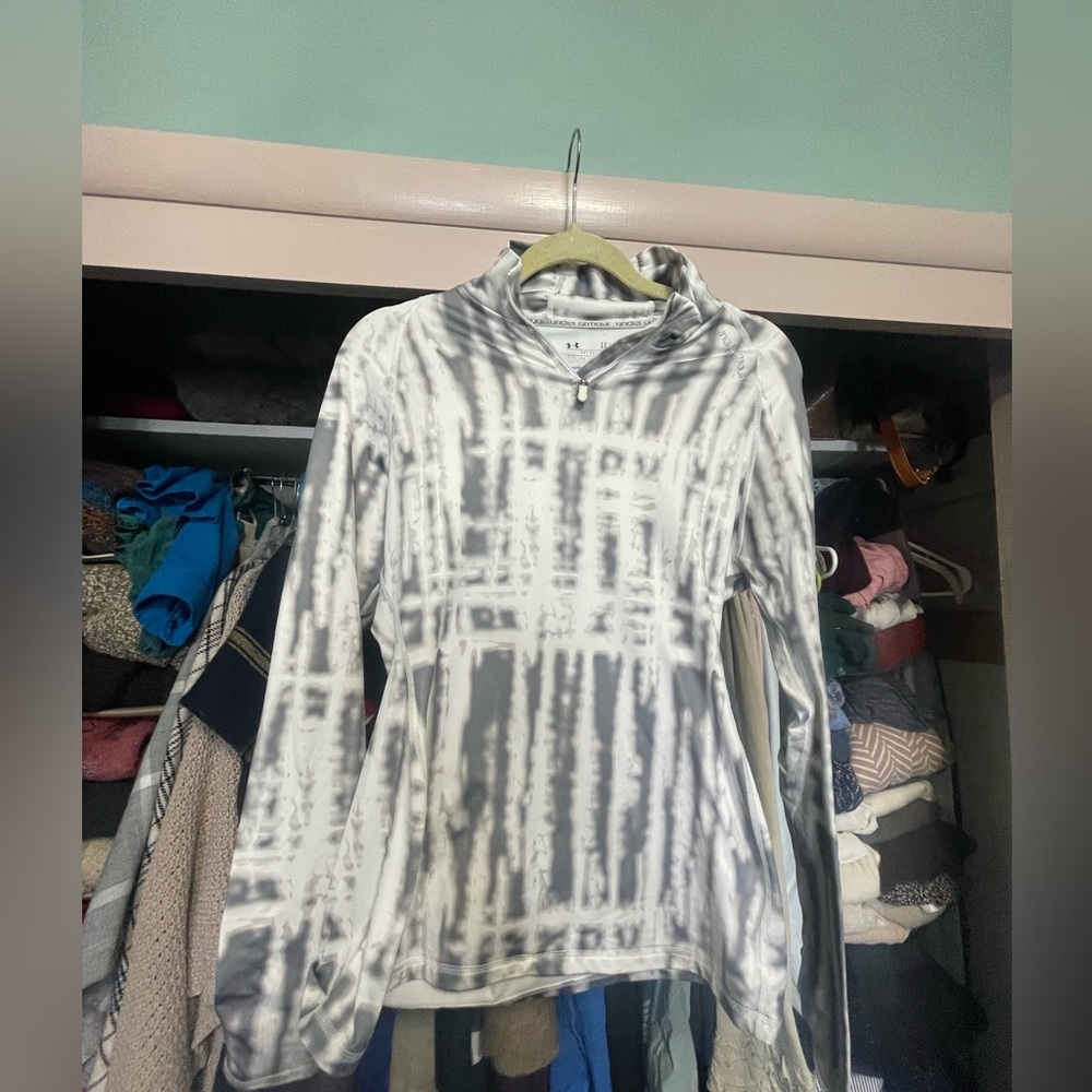 Under Armour Gray Tie-Dye Hoodie